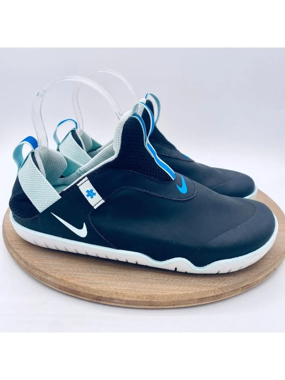Nike Air Zoom Pulse Mens Shoes 7 Black Blue Athletic Nursing Sneakers